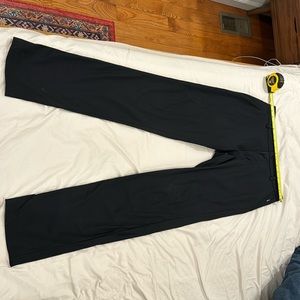 Lululemon black chinos 30x32
